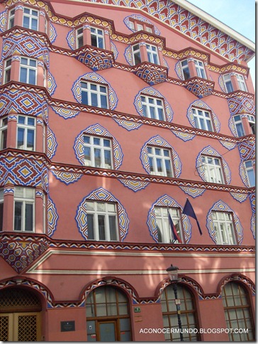 005-Liubliana-Calle MiKlosiceva. Edificio del Banco Cooperativo-SDC14662