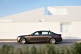 2013-BMW-7-Series-FL38
