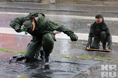 Фотографии с показательных выступлений СОБР и ОМОН в Волгограде