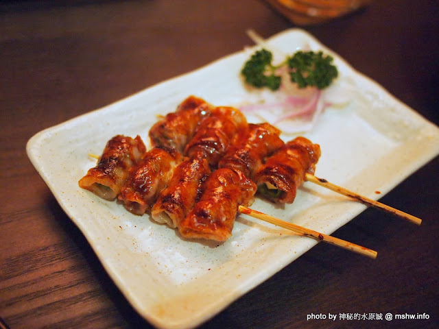 【食記】新竹手串本舖串燒居酒屋@竹北 : 少見的生雞肉串燒與料理,口味與環境上都還算不錯 區域 宵夜 居酒屋 新竹縣 晚餐 燒烤/燒肉 竹北市 酒類 飲食/食記/吃吃喝喝 