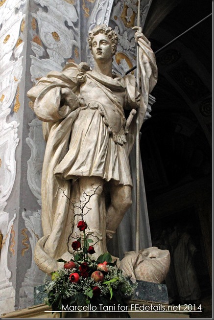 Statua di San Giorgio nella Basilica di San Giorgio, Ferrara, Italia - Statue of St. George in St. George Cathedral, Ferrara, Italy Photo of Marcello Tani