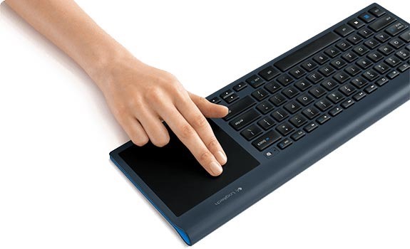 wireless-all-in-one-keyboard-tk820__