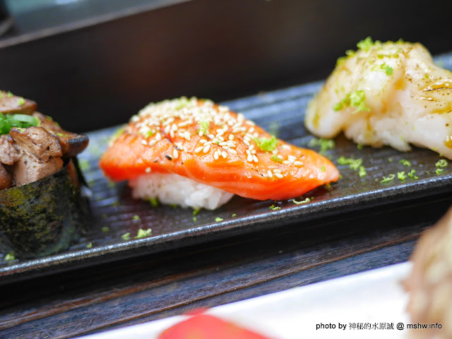 【食記】台中丸億生魚片.握壽司@北屯新一點利黃昏市場 : 立食再進化,食材新鮮,有所堅持的傳統市場美味! 北屯區 區域 午餐 台中市 壽司 居酒屋 日式 晚餐 海鮮 生魚片 酒類 飲食/食記/吃吃喝喝 