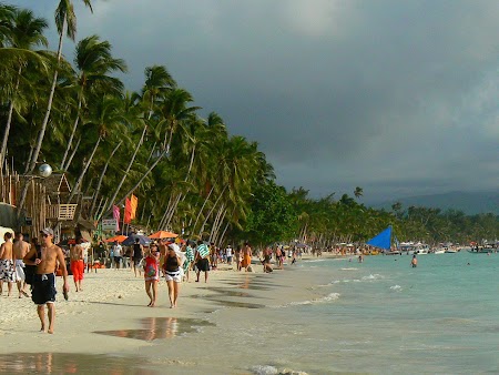 Pledoarie pentru Filipine: Boracay White Beach