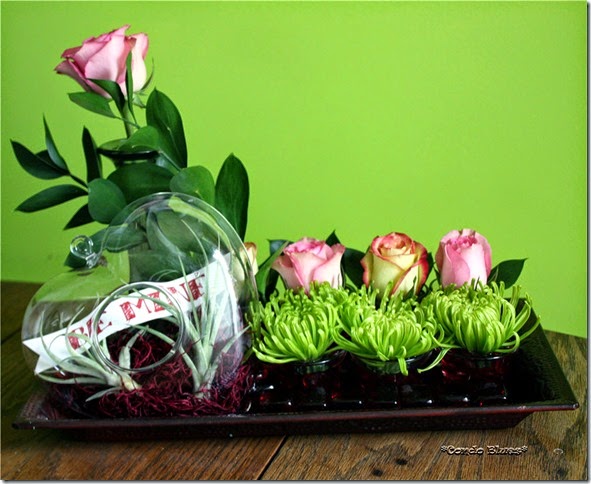 masuline romantic rose centerpiece