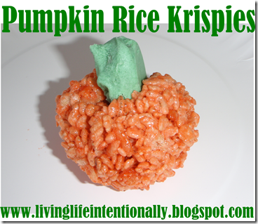 all recipes - Pumpkin Rice Krispie Snack for Kids Kids will love this delicious pumpkin snack #recipes #pumpkin #snacksforkids