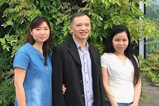 Lê Thu Hà (bên phải) sau hơn 2 năm rưỡi bị hành hạ dã man, tra tấn tinh thần trong nhà tù. Ảnh chụp sáng 8.6.2018 khi mới vừa sang Đức cùng với vợ chồng Ls. Nguyễn Văn Đài. Lê Thu Hà (bên phải) sau hơn 2 năm rưỡi bị hành hạ dã man, tra tấn tinh thần trong nhà tù. Ảnh chụp sáng 8.6.2018 khi mới vừa sang Đức cùng với vợ chồng Ls. Nguyễn Văn Đài.