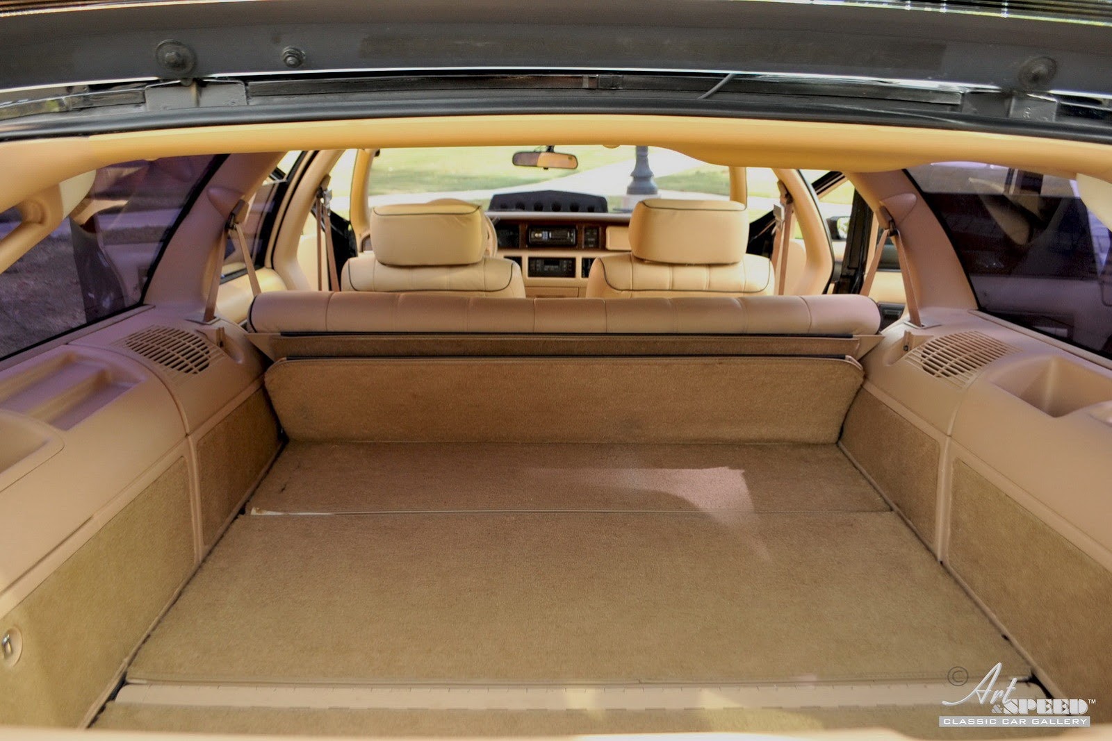 [Oldsomobile-Custom%2520Cruiser-Wagon-10%255B5%255D.jpg]