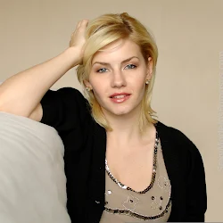 Elisha Cuthbert PhotoShoots Foto 26