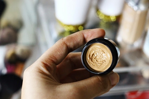 Review Kevyn Aucoin Sensual Skin Enhancer in SX08 The Blushing