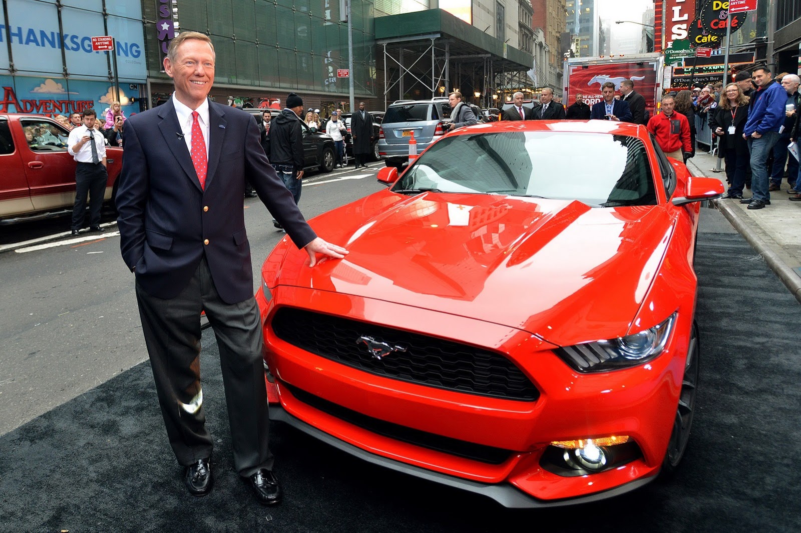 [2015-Mustang-Reveal-15%255B2%255D.jpg]