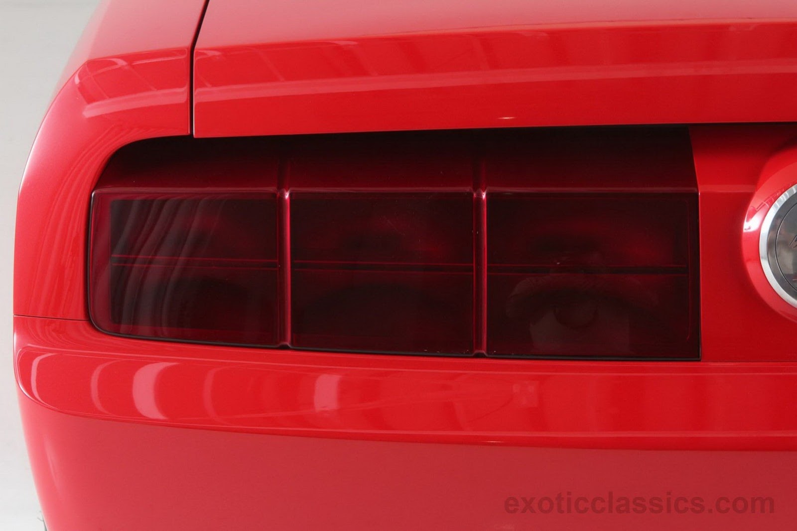 [2004-Ford-Mustang-GT-Convertible-Concept-10%255B4%255D.jpg]