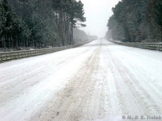 [A10-15_neige%255B3%255D.jpg]