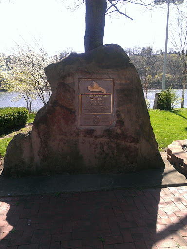 Kittanning Fire Fighters Memorial