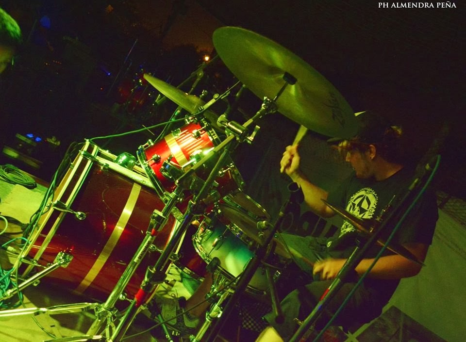 [1489247_1443315665884782_1231345820_n%255B2%255D.jpg]