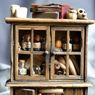 Dead Spider's Mini Witch's cabinet