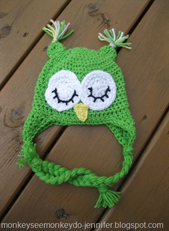 crocheted green owl hat (3)