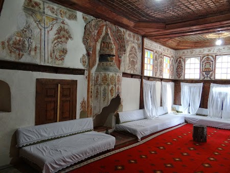 15. Casa Zekate Gjirokaster.JPG