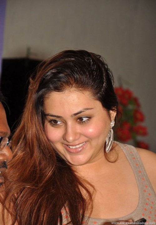 Namitha-At-Cherrybit-Opening-Stills