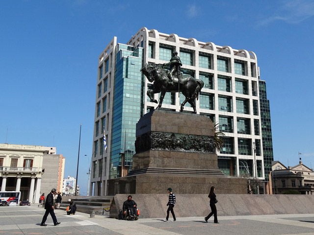 [Montevideo_DSC019363.jpg]