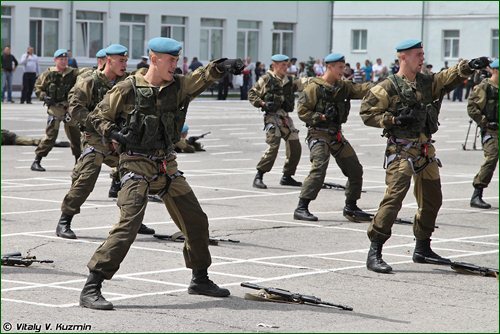 Фотографии 132-го выпуска РВВДКУ