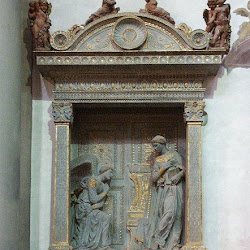 31 - Donatello - Altar de la Anunciación en la Iglesia de la Santa Crocce de Florencia