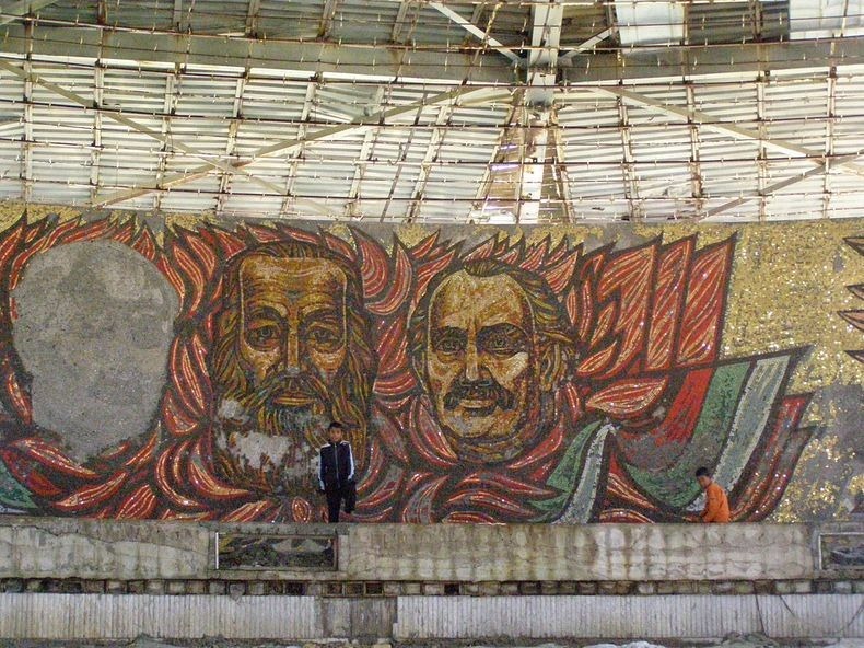 Buzludzha-8