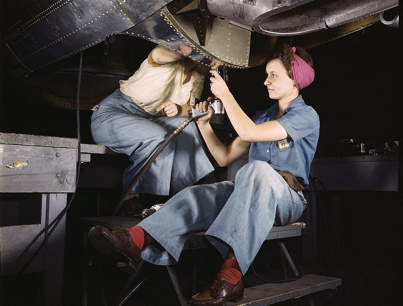 women-world-war-25 women-world-war-25