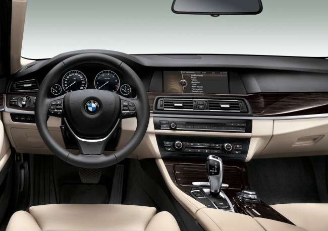 [BMW-5_ActiveHybrid_2013_1600x1200_wallpaper_06%255B2%255D.jpg]
