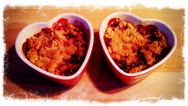 Blackberry and apple crumble #3