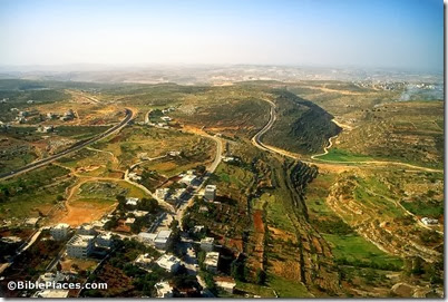 Khirbet el-Maqatir and Wadi Sheban aerial, tbs104369905