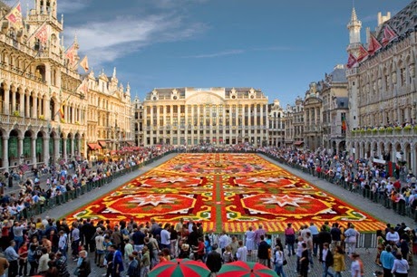 brussels-central-square-grand-place-with-flower-carpet-photo_1395936-770tall