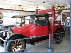 0903 Alberta Calgary - Heritage Park Historical Village - Gasoline Alley Museum - 1915 Cadillac Tow Truck