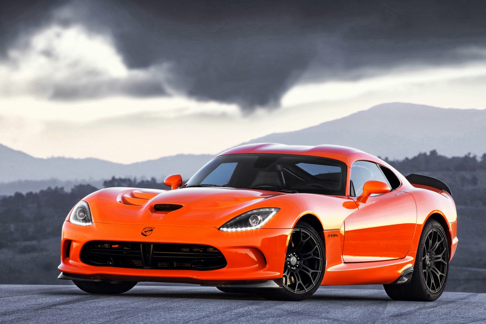 [2014-SRT-Viper-8%255B2%255D.jpg]