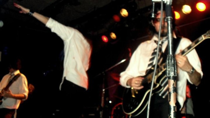 [44796_1591248543977_1318776343_1579952_2061592_n%255B3%255D.jpg]