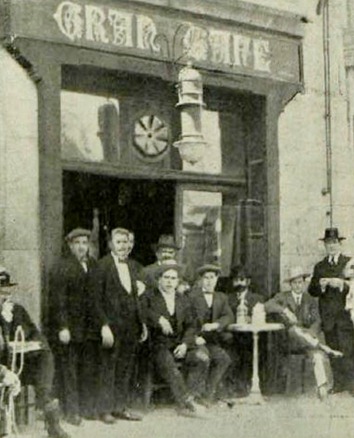 1913-04-28 (p. PyP) Toreros en la Puerta de Hierro