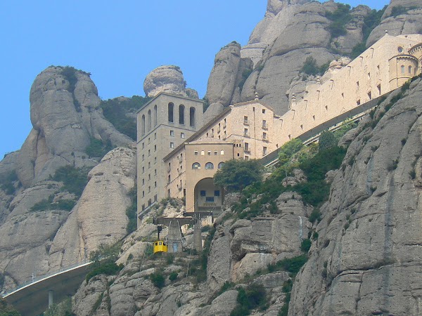 4. Montserrat.JPG