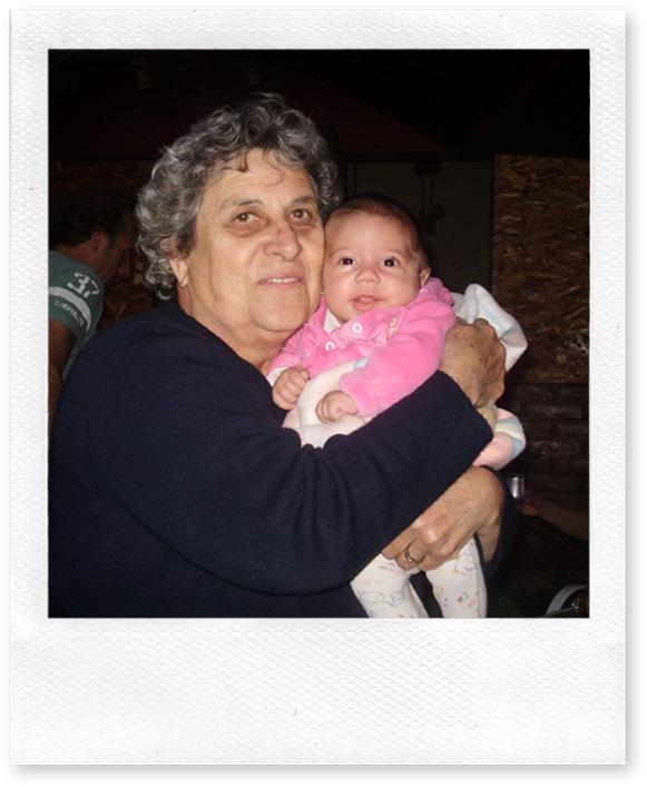 22 setiembre - Isabella y abuela Lidia