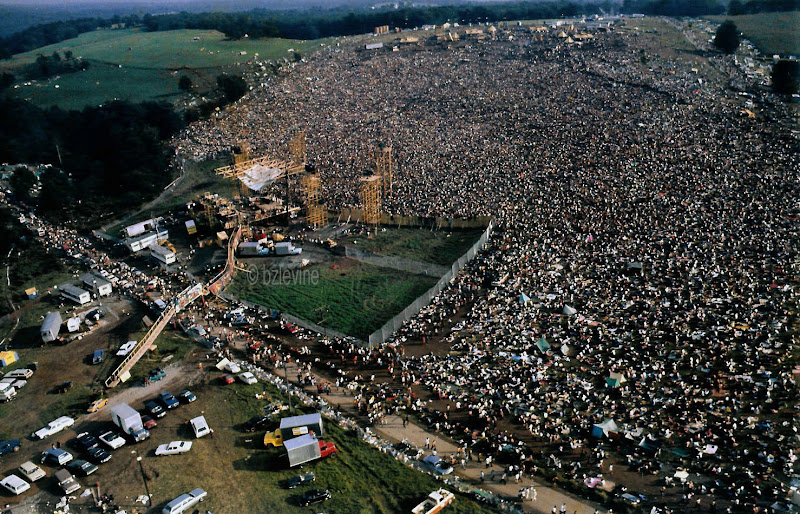 © Barry Z Levine  Woodstock Festival 1969  001.jpg