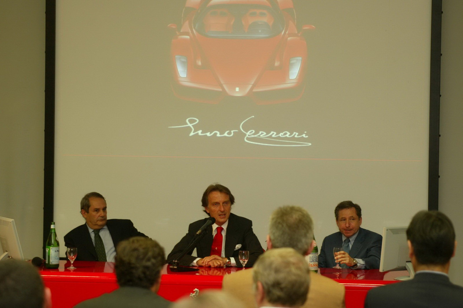 [Ferrari-Enzo-64%255B2%255D.jpg]