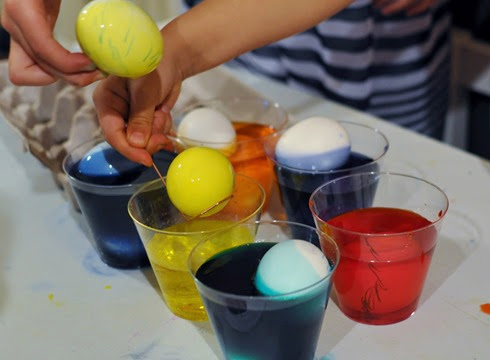 2014-04-19 egg dyeing (59)