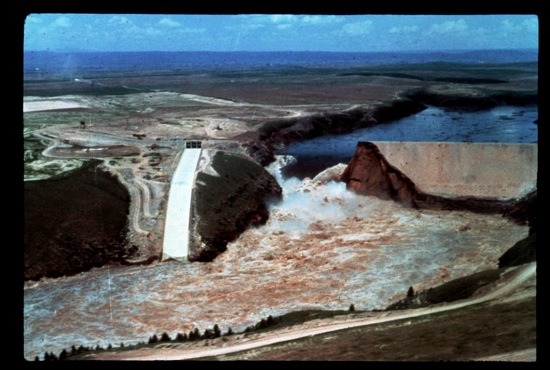 Teton Dam Failure