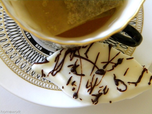 [homework-chocolate-tea-bag-tag52.jpg]