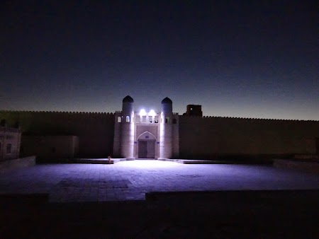 46. Ark by night.JPG