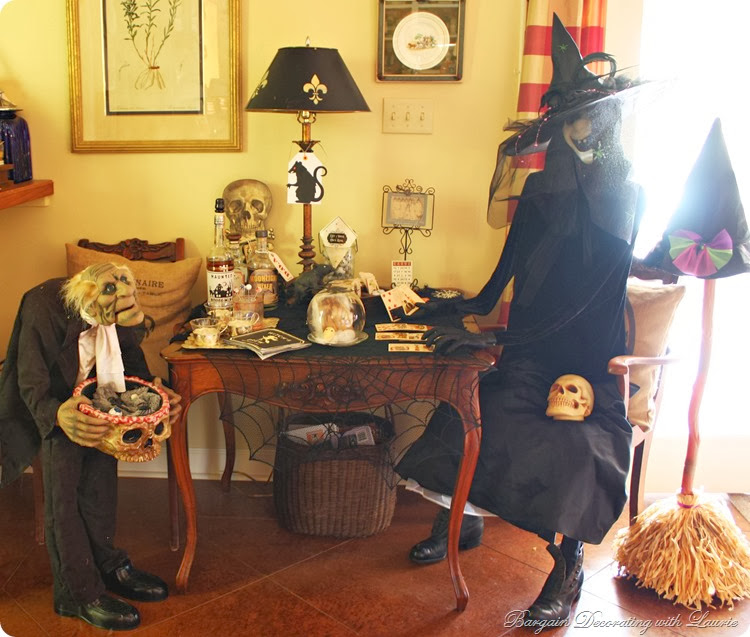 Spooky Halloween-Bargain Decorating with Laurie