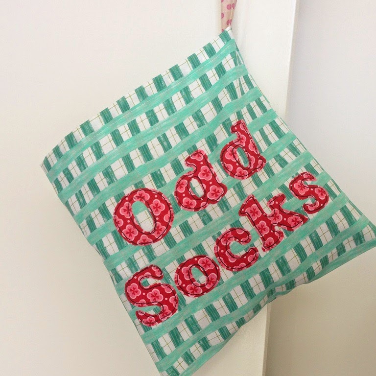 [Odd%2520Socks%2520Laundry%2520Bag%255B5%255D.jpg]