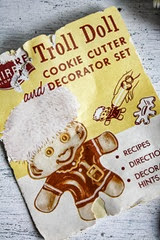 troll doll decorating booklet