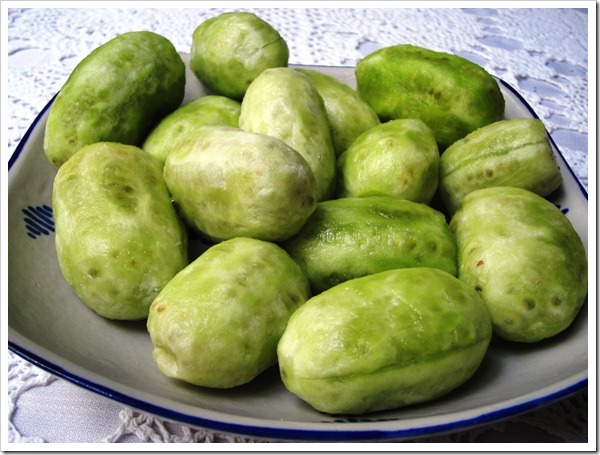 pile of prickly pear for cactus salad