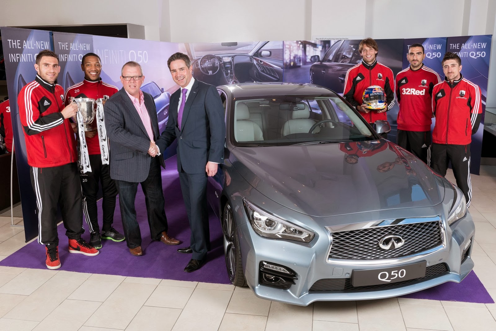 [Infiniti-13%255B2%255D.jpg]