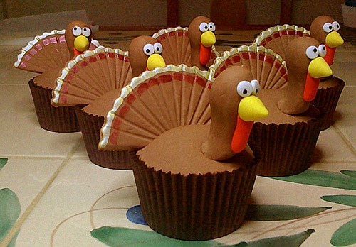 [Perfect-Thanksgiving-Turkey-Cupcakes%255B1%255D%255B2%255D.jpg]